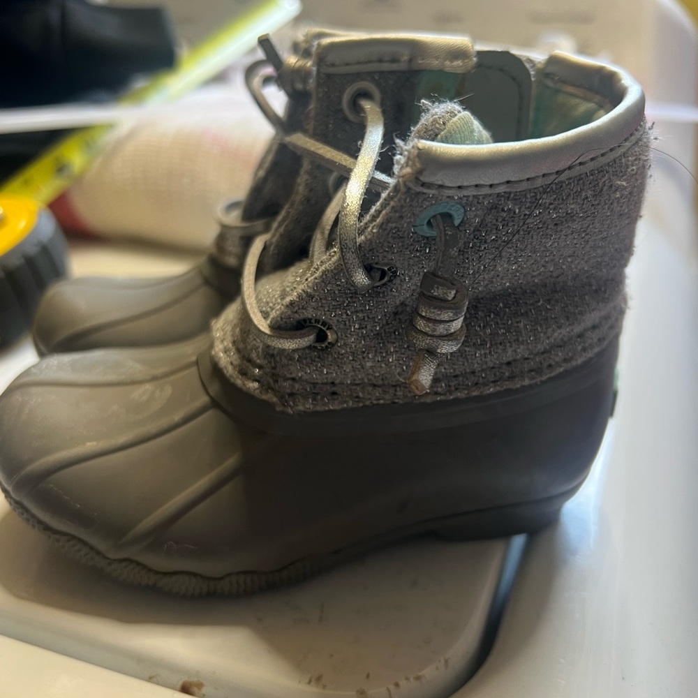 Baby girls Waterproof Duck Boots with Knit Collar Sperry